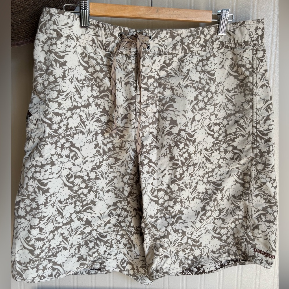 Patagonia Men's Floral Board Shorts in Cream and Brown